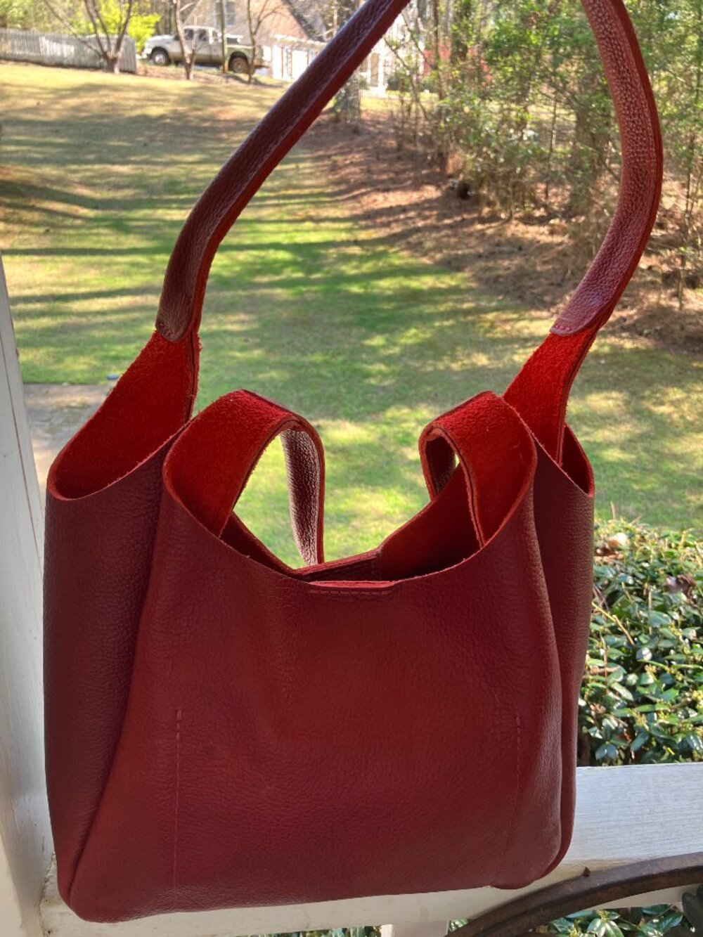 Red hot chili peppers! Portland Leather Madison Shoulder Bag. - Picture 5 of 9